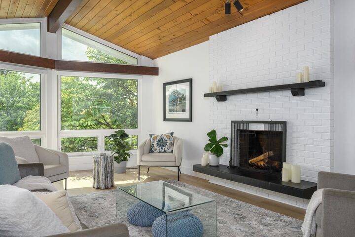 Property Photo: 605 Allison Place BC V3L 5C1