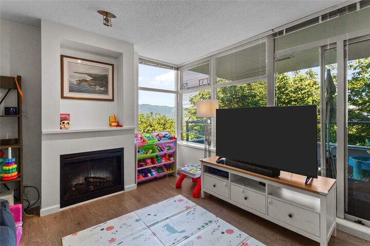 Property Photo:  9298 University Crescent 307  BC V5A 4X8 