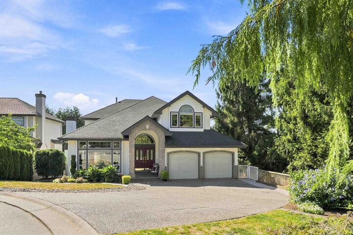 23500 109 Avenue — photo 1