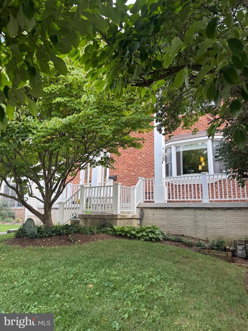 Property Photo:  5854 26th Street N  VA 22207 