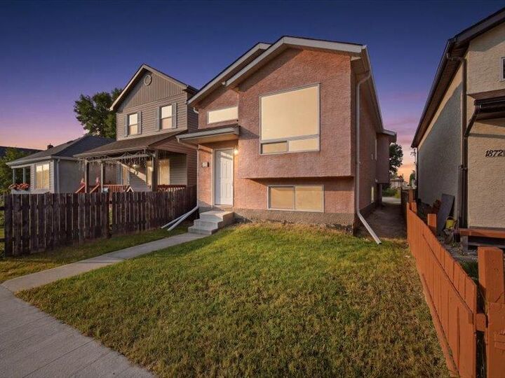 Property Photo:  1870 Alexander Avenue  MB R2R 0G7 