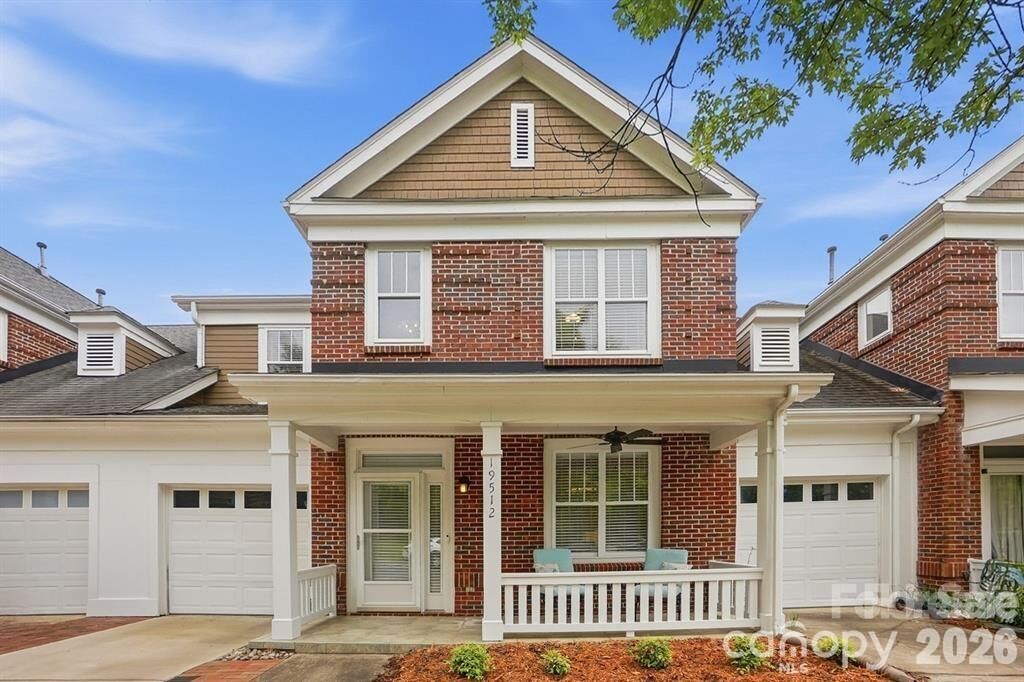 Property Photo: 19512 Topgallant Drive NC 28031