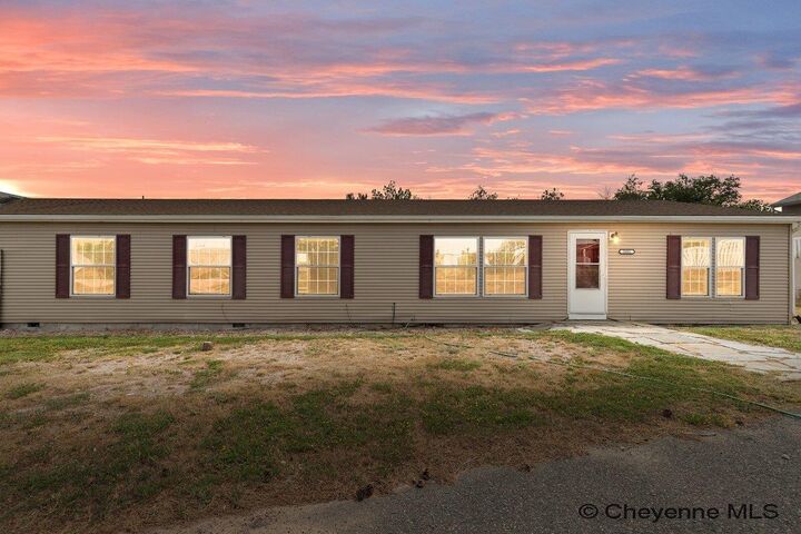 Property Photo: 2401 Draper Rd WY 82001