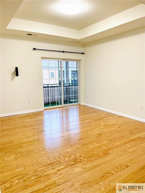 Property Photo:  544 E Celebration Way 544  NJ 07080 
