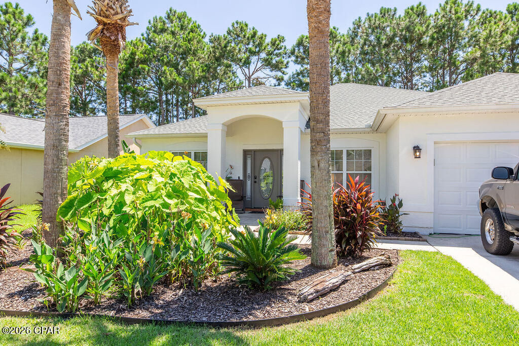 Property Photo:  205 Windsor Way  FL 32413 
