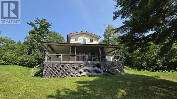 2 Moore Bay — photo 1