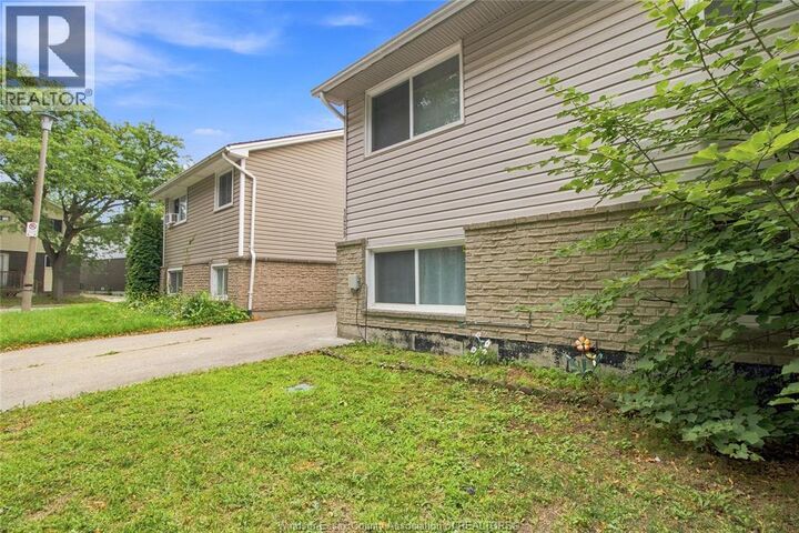 Property Photo: 1229 Arncliffe Place ON