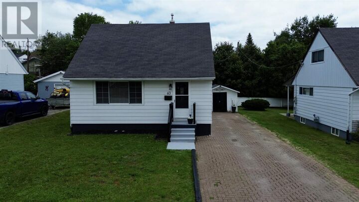 Property Photo:  63 Roman Ave  ON P5A 1R8 