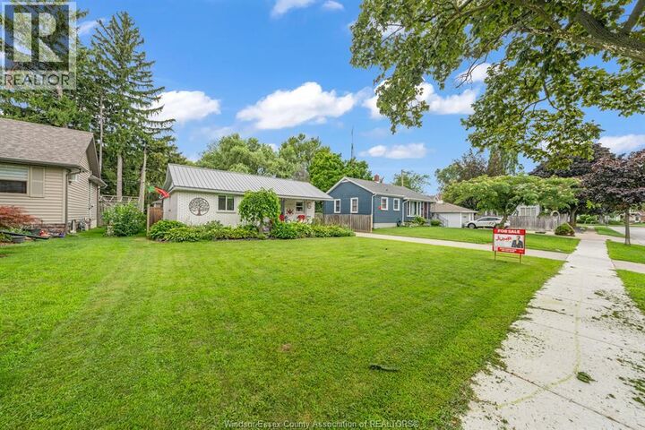 Property Photo: 7 Churchill Avenue ON N8H 3R5