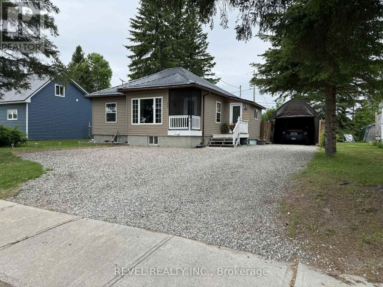 Property Photo:  445 Fourth Avenue  ON P0K 1N0 
