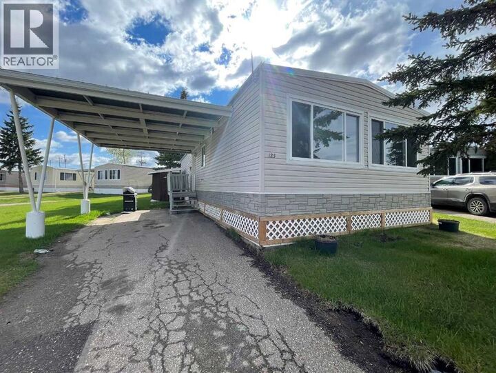 Property Photo:  5308 57 Street  AB T9V 2A3 