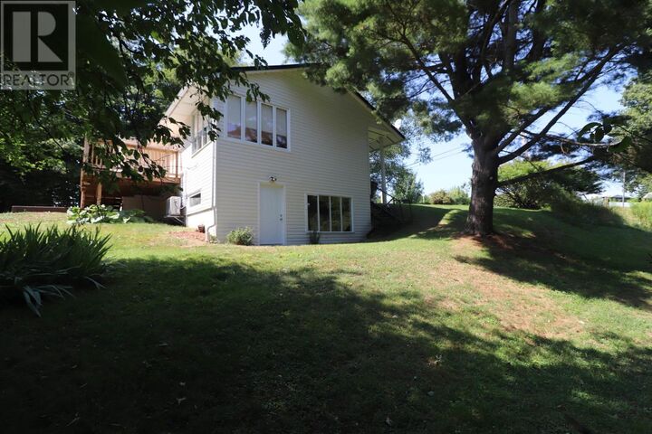 Property Photo:  110 Maple Boulevard  NS B2N 4N3 