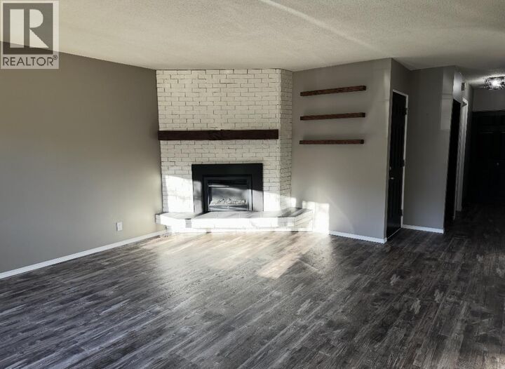 Property Photo:  1210 Elkhorn Crescent  BC V2M 6J1 