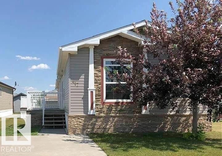 Property Photo:  417 Oak Wood Crescent NW  AB T6P 0B3 