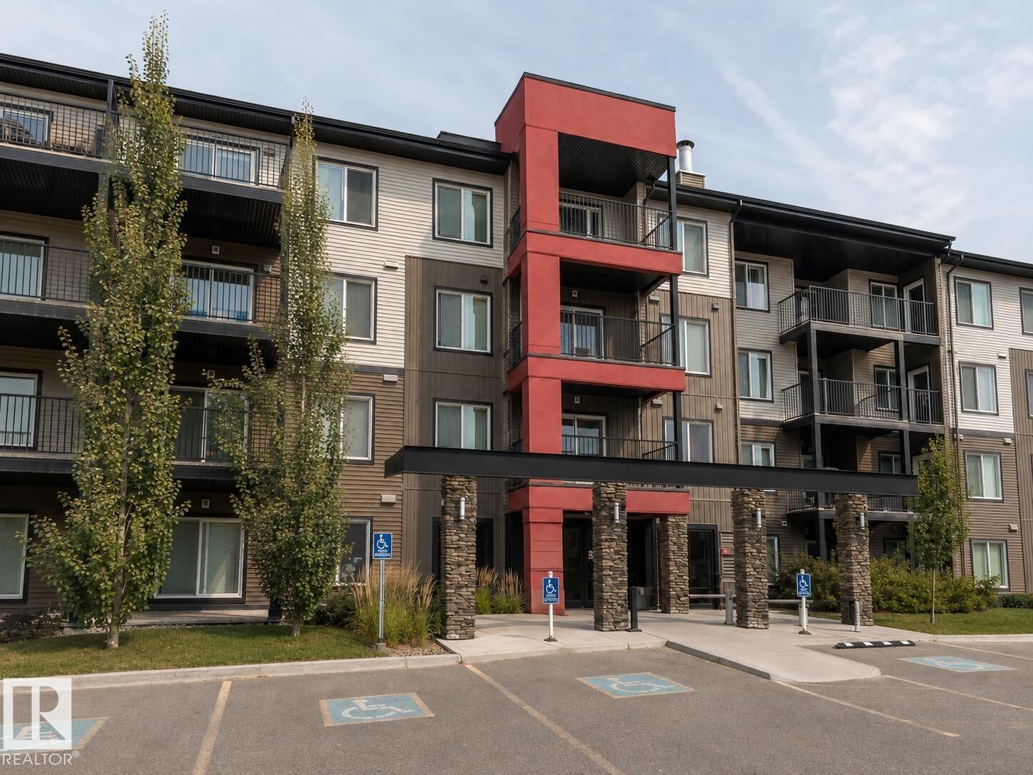 Property Photo:  5515 7 Avenue SW 325  AB T6X 2A8 