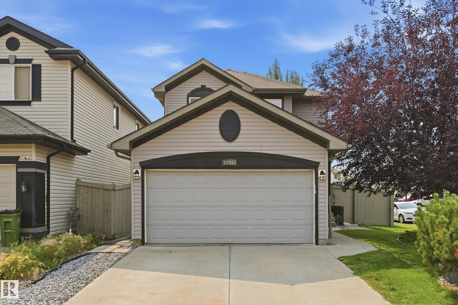 Property Photo:  11543 11 Avenue SW  AB T6W 1W8 
