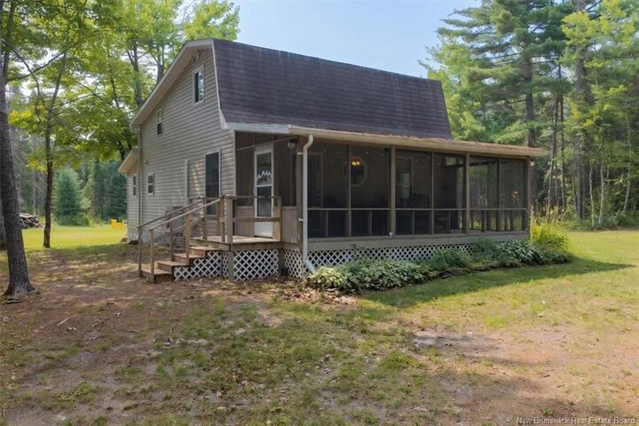 9 Norman Road — photo 1