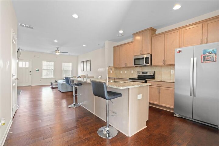 Property Photo:  887 Ambient Way SW  GA 30331 