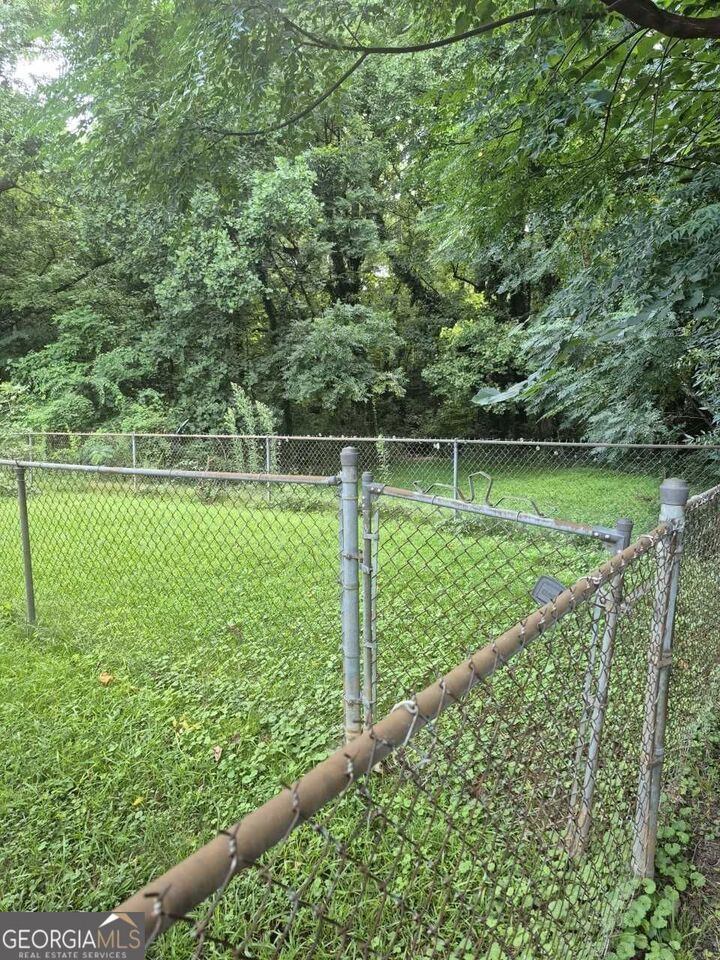 Property Photo: 1995 Phillips Drive SE GA 30315