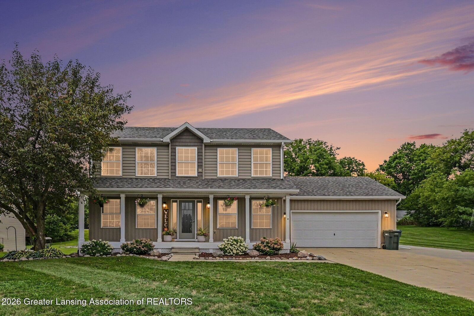 Property Photo: 708 W Windward Way MI 48872
