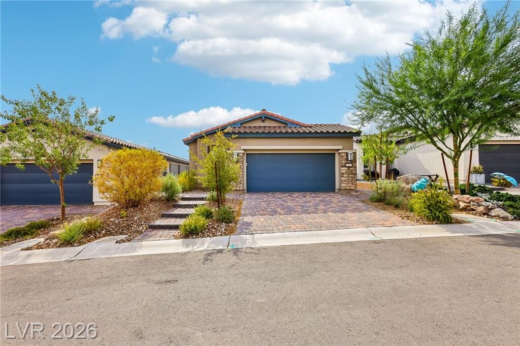Property Photo:  60 Stone Bluff Lane  NV 89011 