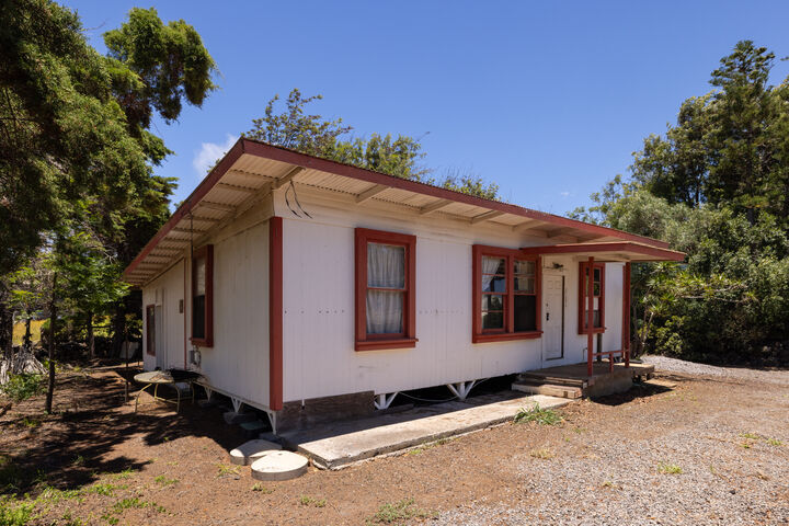 Property Photo:  66-1697 Kawaihae Rd  HI 96743 
