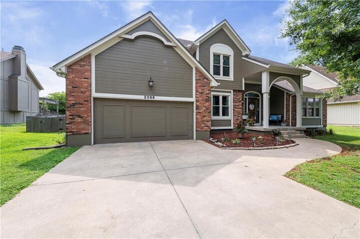 Property Photo:  2389 NW Summerfield Drive  MO 64081 
