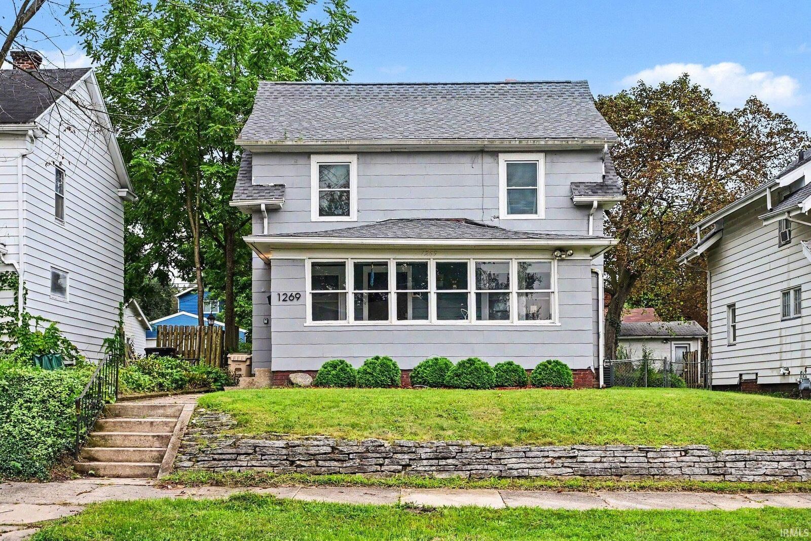 Property Photo: 1269 Woodward Avenue IN 46616-1527