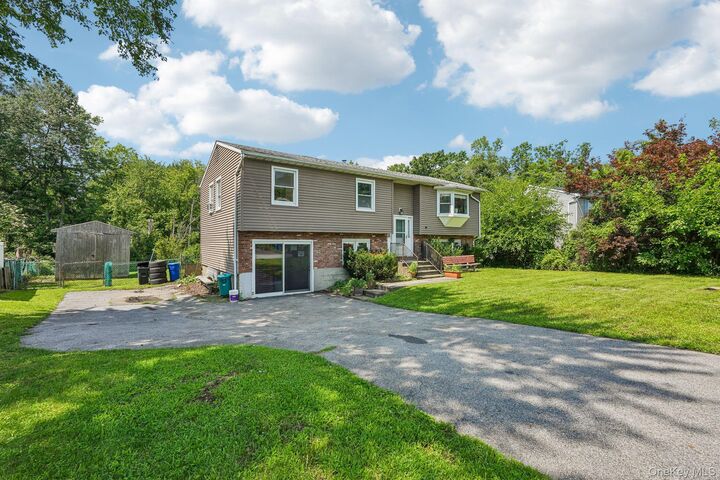 Property Photo: 105 Vails Gate Heights Drive NY 12553