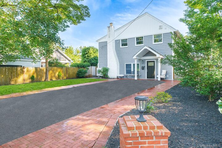 Property Photo:  10 Hill Street  NY 11768 