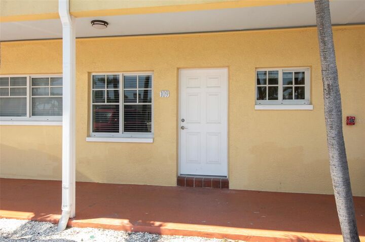 Property Photo:  19417 Gulf Boulevard E109  FL 33785 