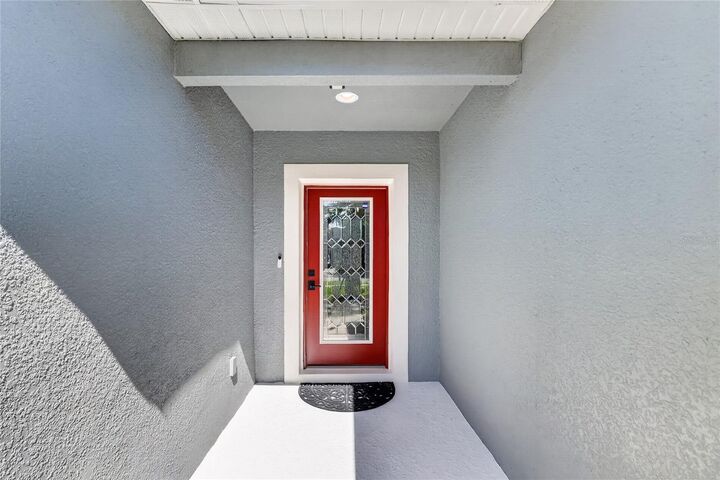 Property Photo:  345 Red Kite Drive  FL 34736 