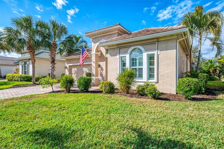 Property Photo: 13344 Creekside Lane FL 33953