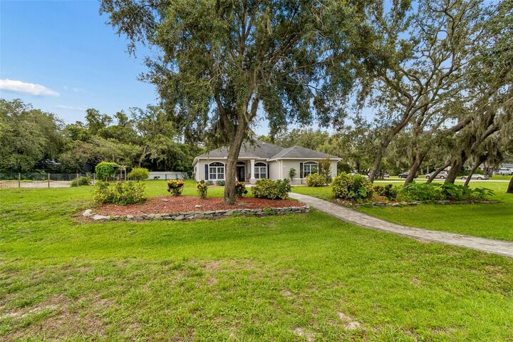 Property Photo:  6568 Millstone Drive  FL 34655 