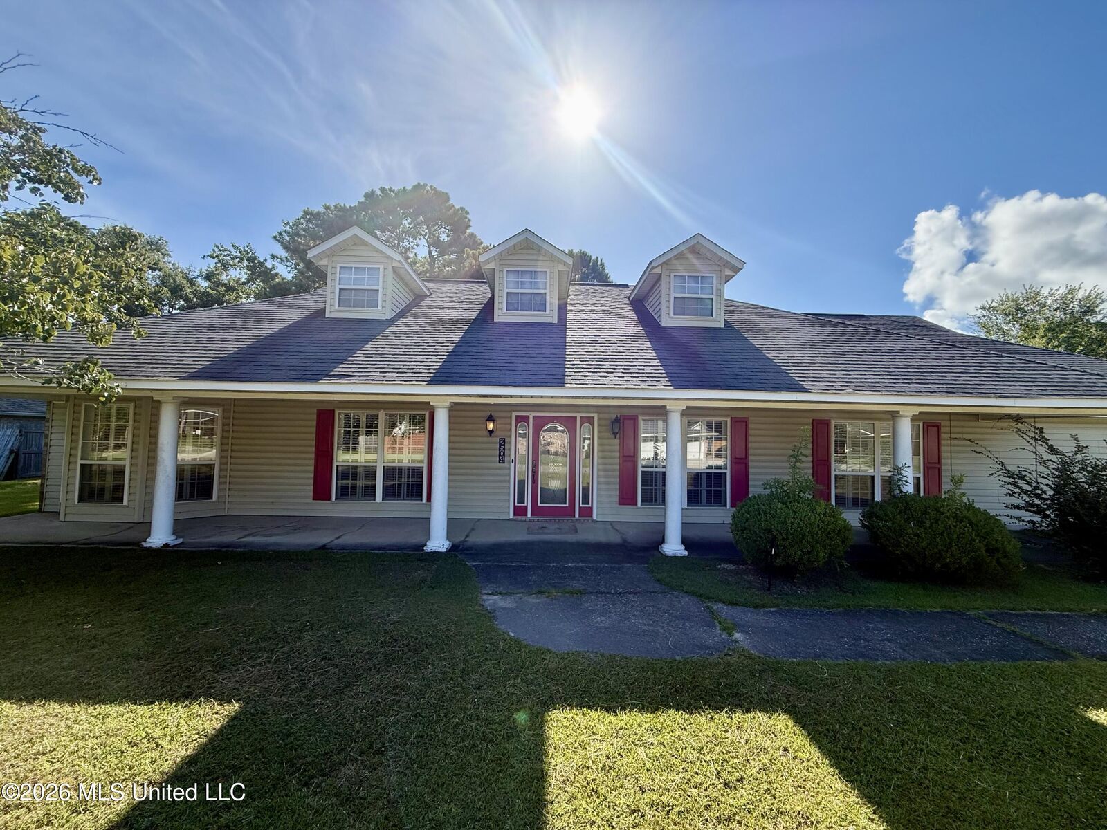 Property Photo:  2504 Tampica Road  MS 39553 