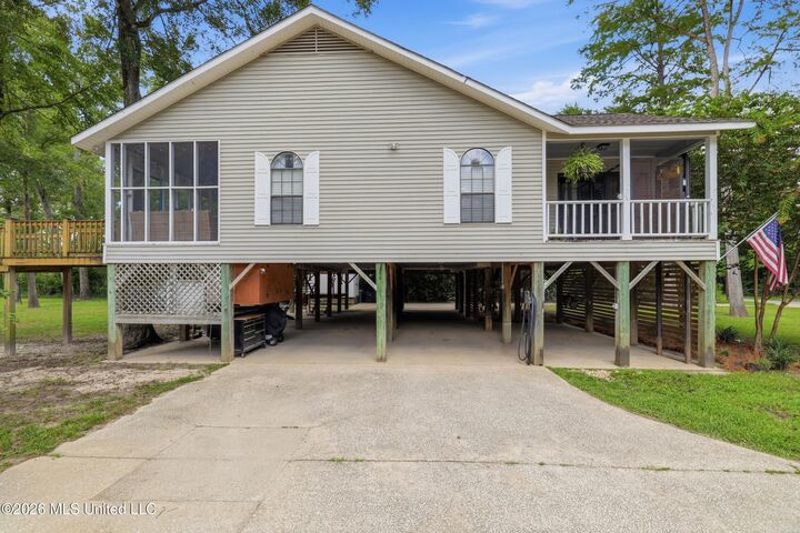 Property Photo:  2033 Pascagoula River Road  MS 39562 