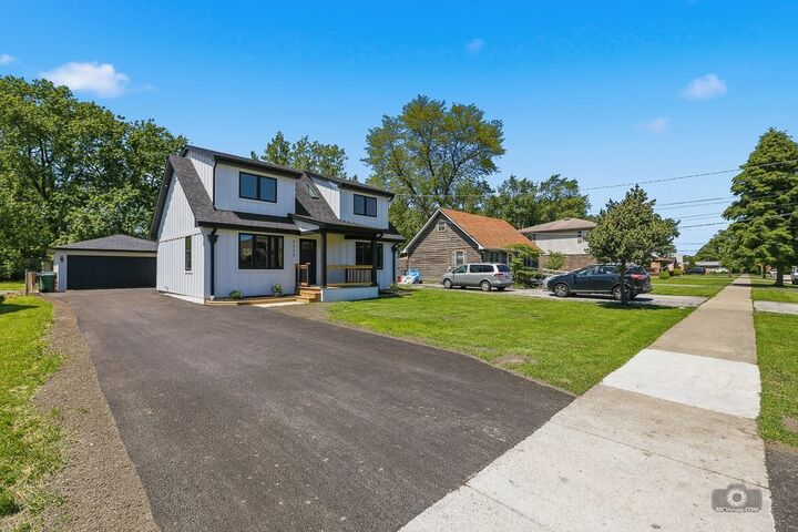 Property Photo: 9338 Sayre Avenue IL 60453