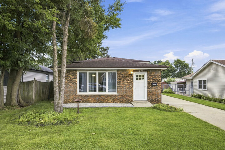 Property Photo:  7307 W 113th Place  IL 60482 