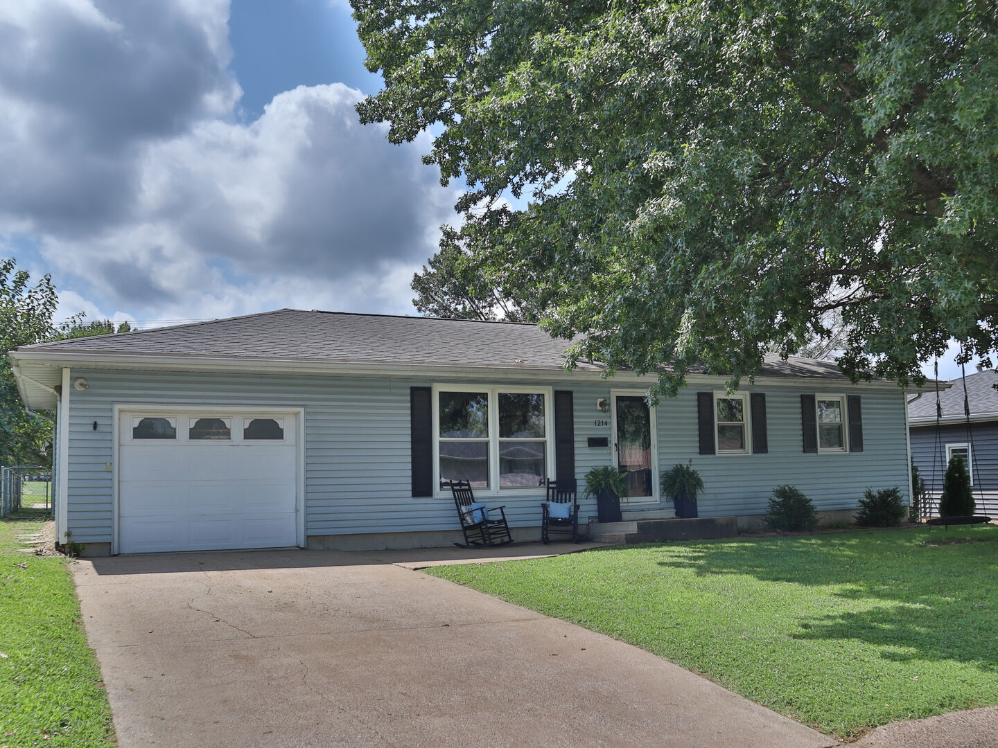 Property Photo: 1214 Easy Street MO 63461