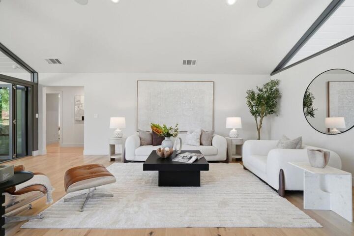 Property Photo:  1691 Whitham Avenue  CA 94024 