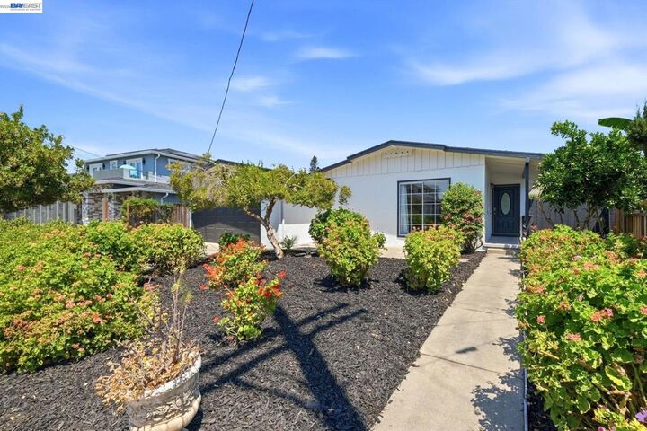 Property Photo:  41418 Erma Avenue  CA 94539 