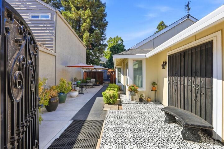 Property Photo:  2410 Seamist Drive  CA 95833 