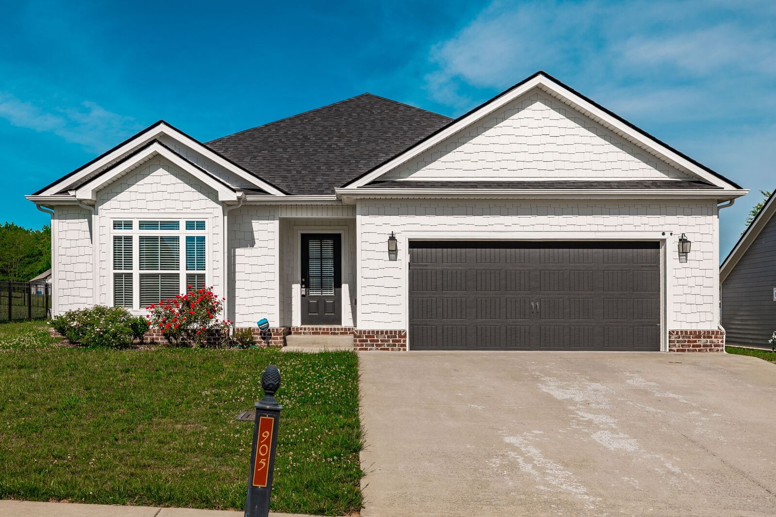 Property Photo: 905 Frog Gip Pond Ct TN 37043