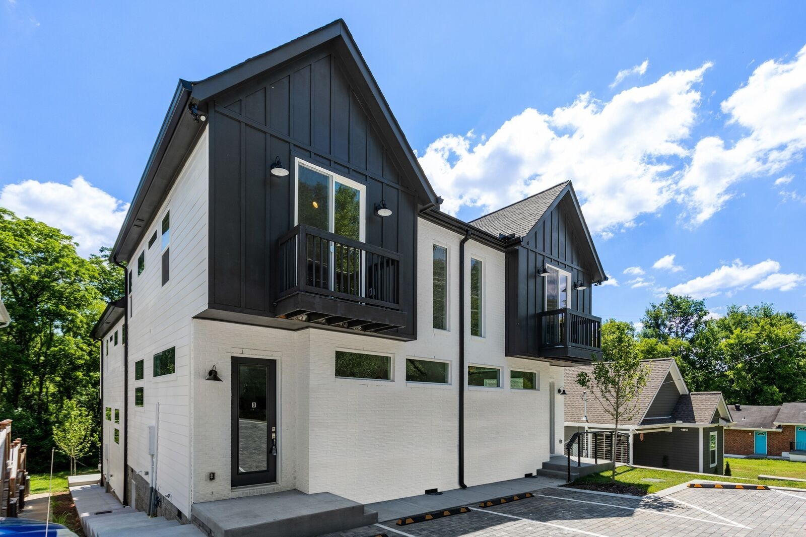 Property Photo:  1018B 40th Ave N  TN 37209 