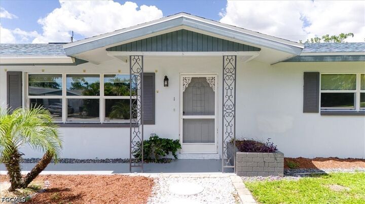 Property Photo:  2373 Chandler Avenue  FL 33907 