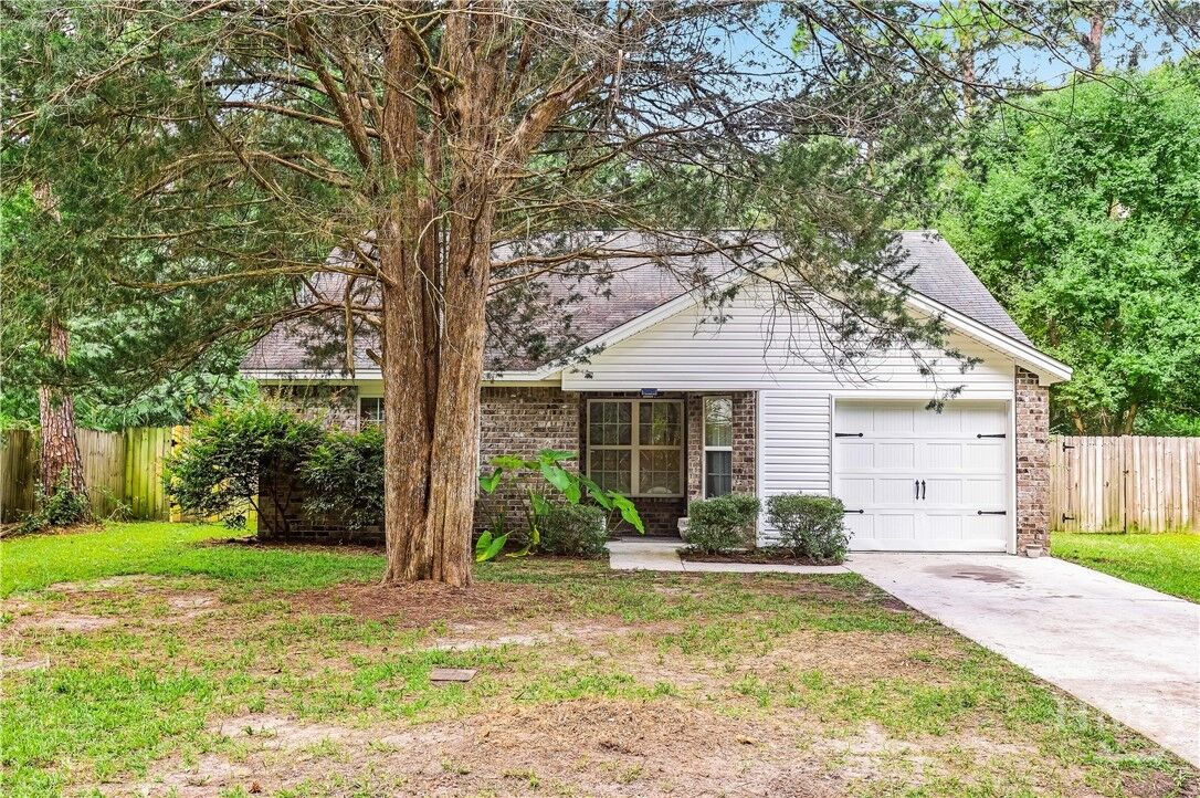 Property Photo:  109 Mikell Street  GA 31321 