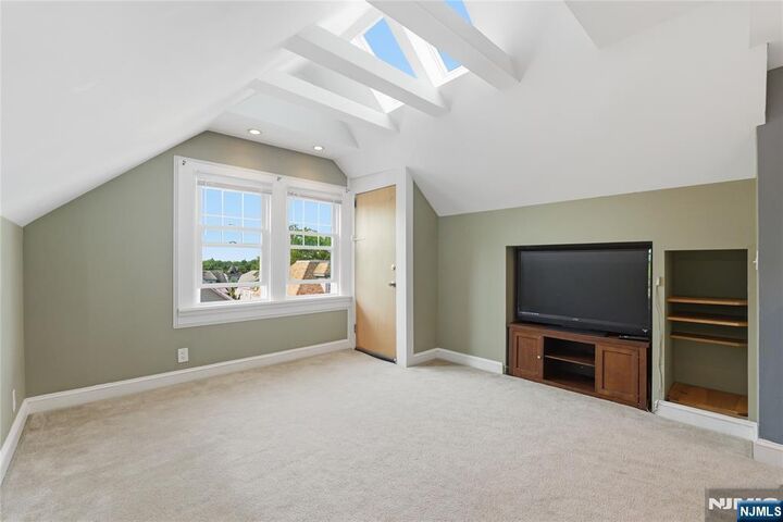 Property Photo:  41 Beekman Street  NJ 07003 