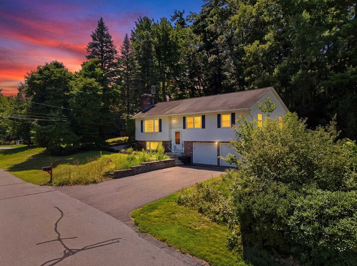 Property Photo:  50 Catalina Lane  NH 03064 