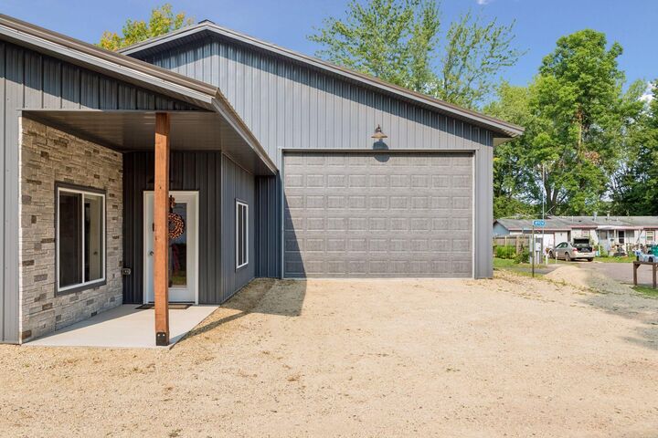 Property Photo:  18924 Highwood Shores Road  MN 55063 