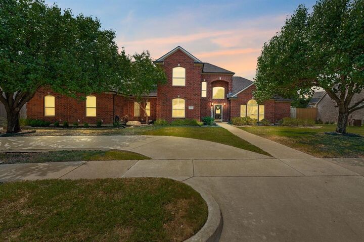 Property Photo:  1907 Clearview Drive  TX 75119 
